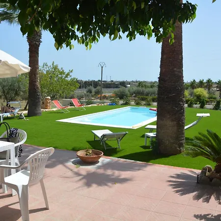Casa Tre Palme San Lorenzo * Reitani